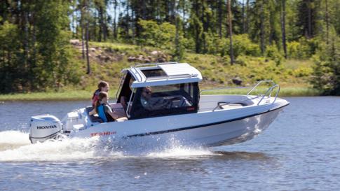 The Terhi 480 Cabin is a reasonably priced cabin boat for small family use.