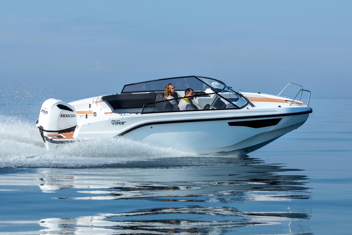 Silver Viper DC on lähes 7-metrinen day cruiser vaativaan makuun. 